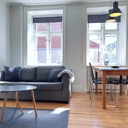 Located In Cozy Area Of Appartement Copenhague