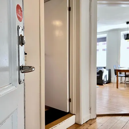 Appartement Located In Cozy Area Of